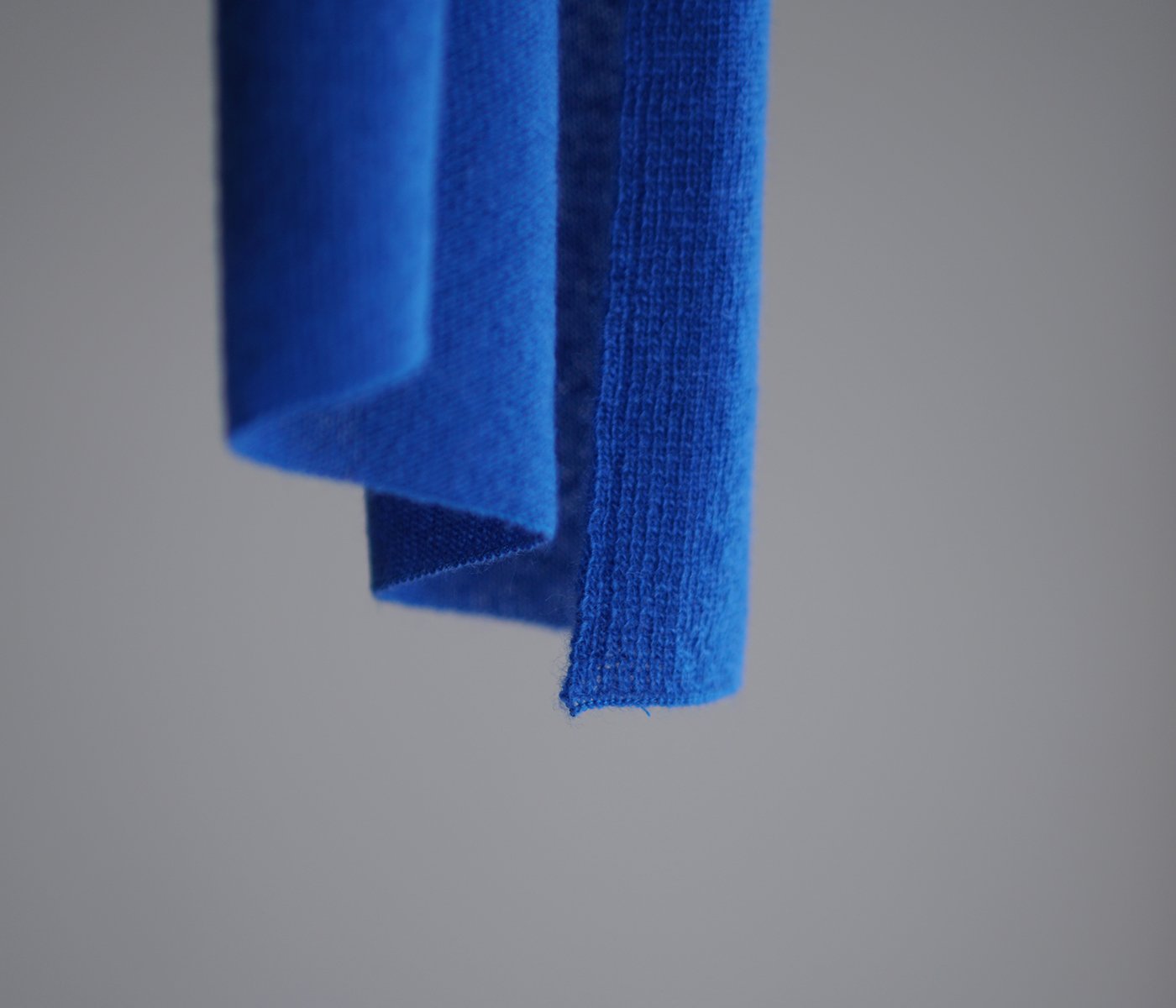 商品誕生ストーリー「"スカーフ"のようなカシミヤ」