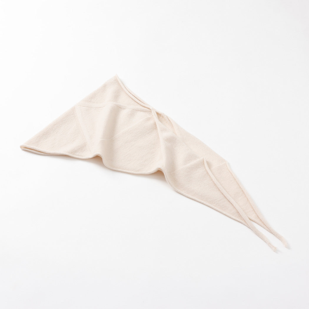 【日本製】カシミヤ100% トライアングルスカーフ(120cm×32cm)レディース / メンズ