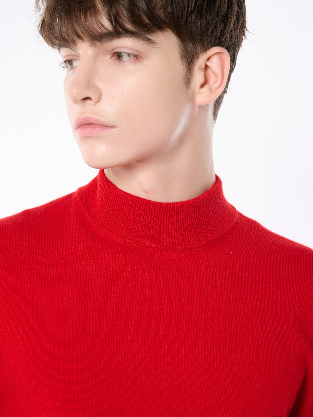 100% cashmere high neck sweater