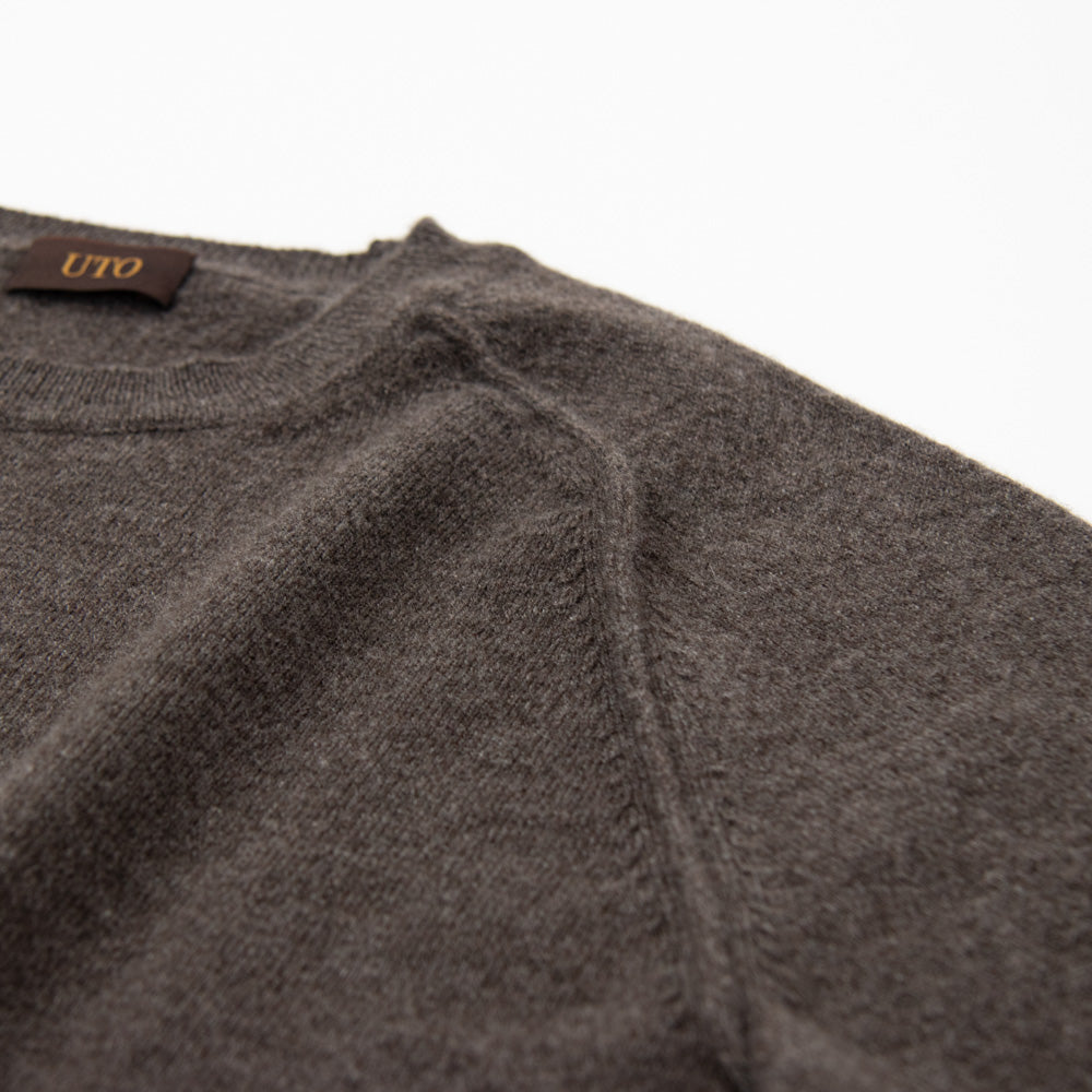 Cashmere crew neck sweater