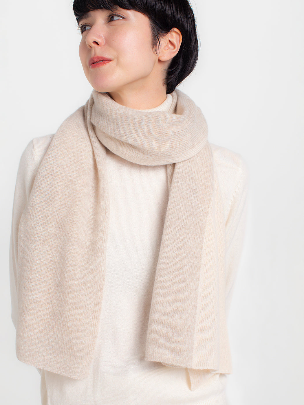 Angel cashmere knit stole bi-collar border