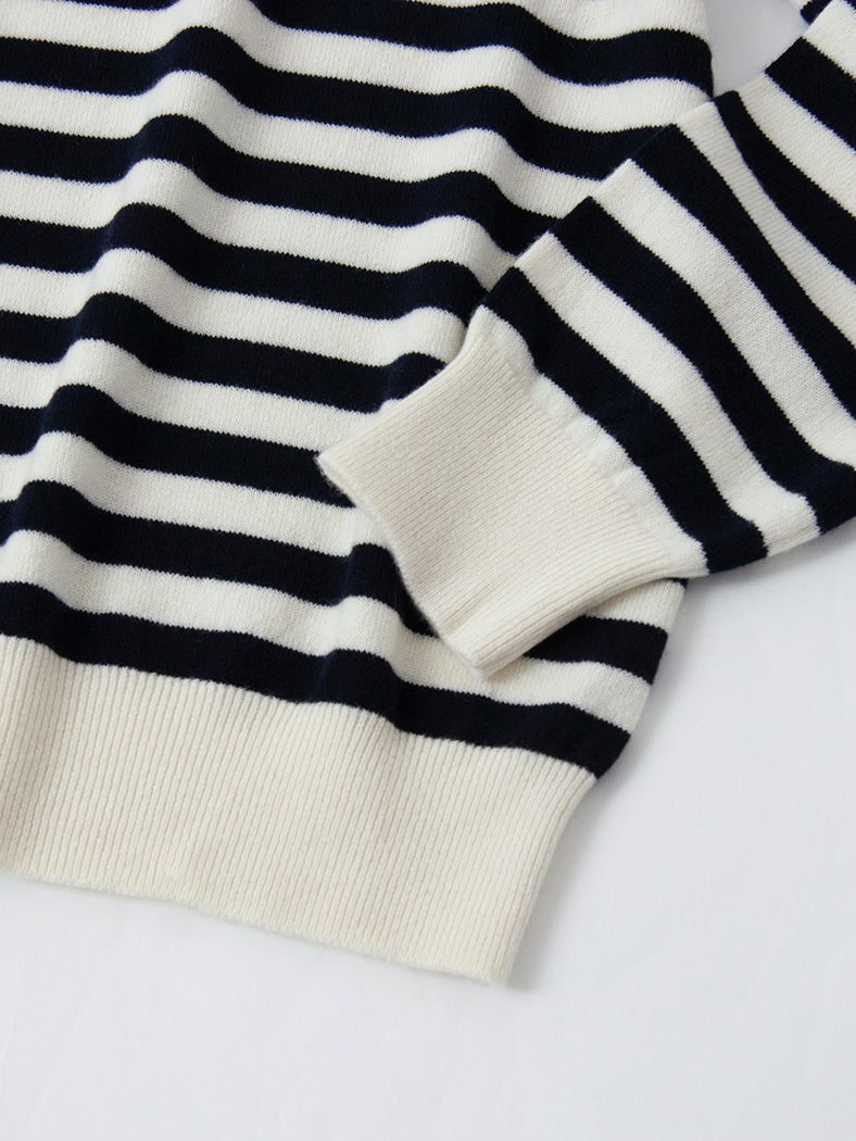 Cashmere crew neck sweater