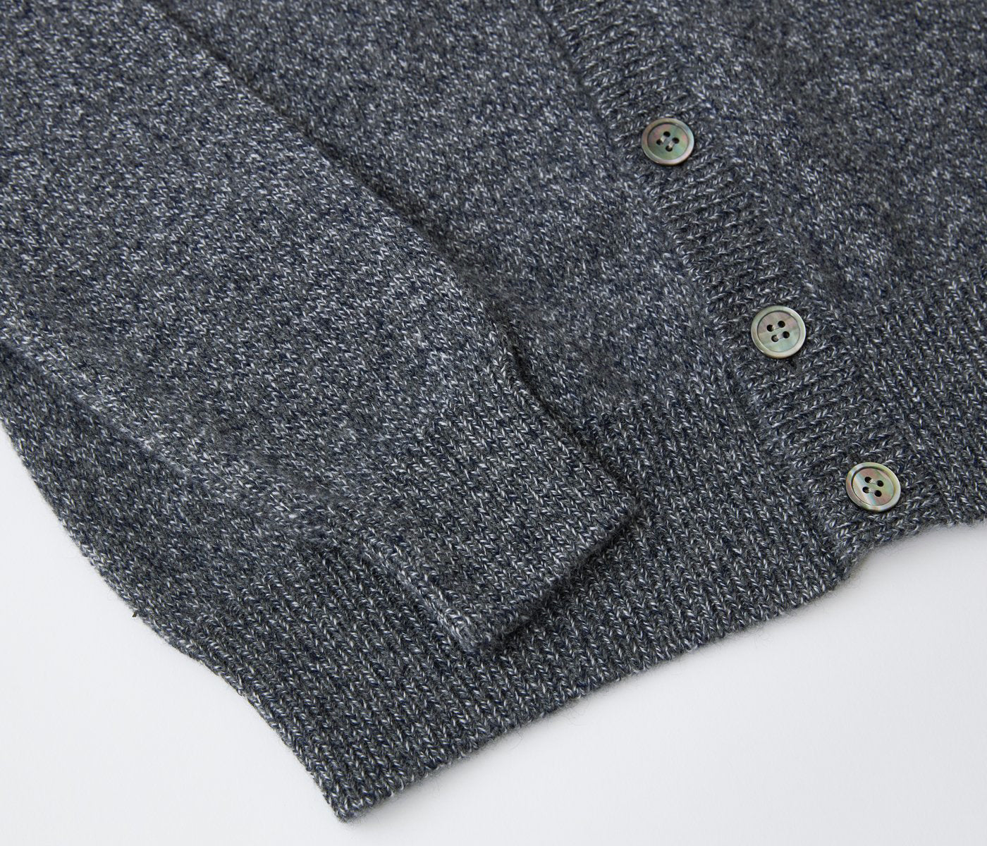 100% of four cashmere 杢 V neck cardigans